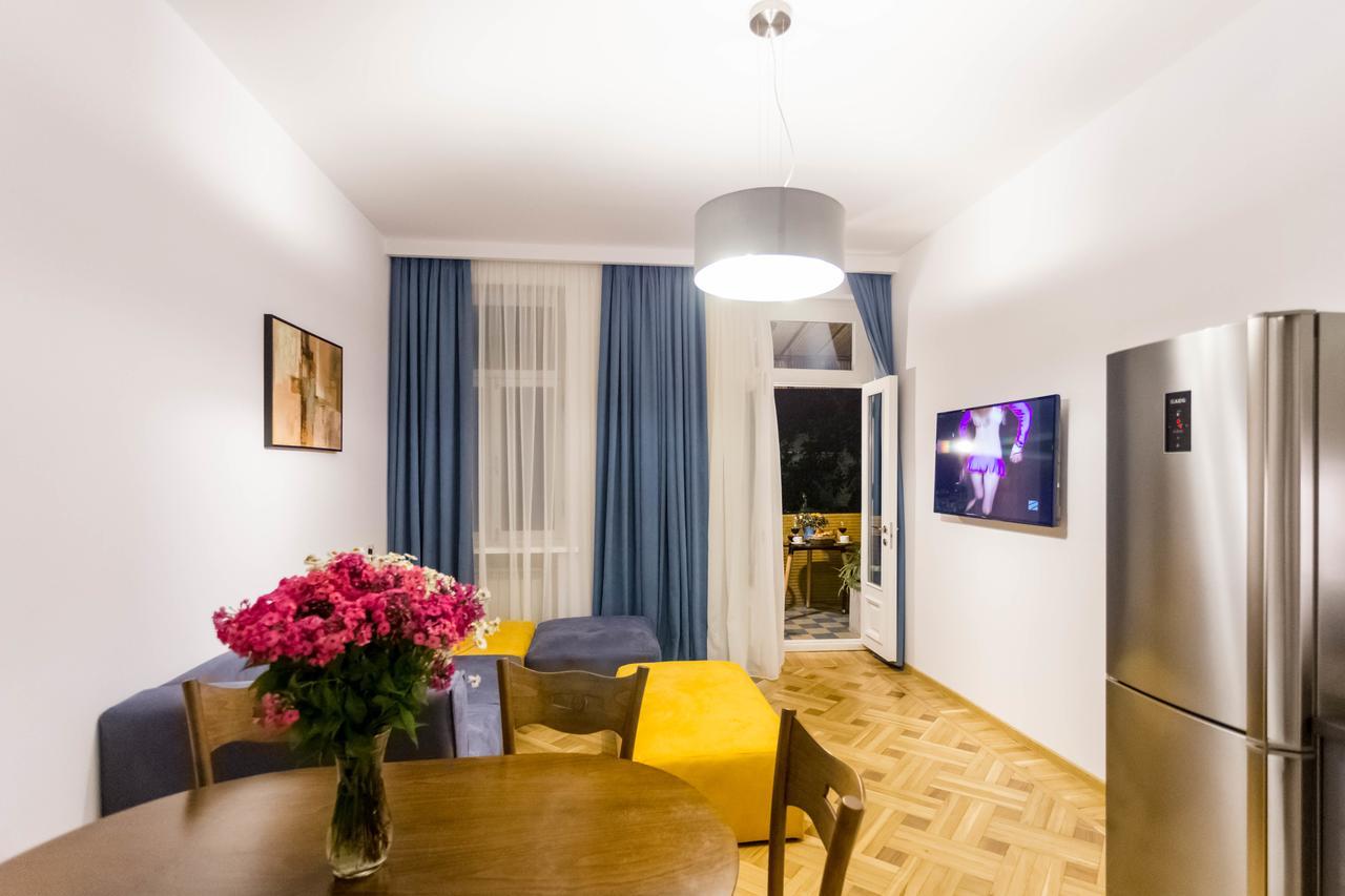 Luxury 3 Bedroom Apartment By Freedom Square City Center Tbilisi Exterior foto
