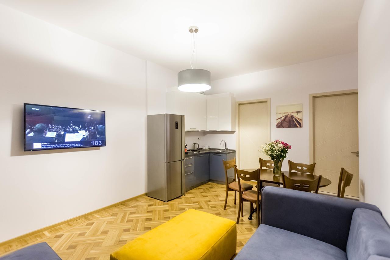 Luxury 3 Bedroom Apartment By Freedom Square City Center Tbilisi Exterior foto