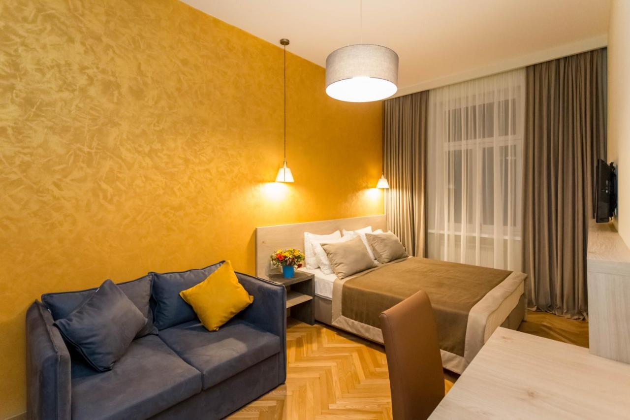 Luxury 3 Bedroom Apartment By Freedom Square City Center Tbilisi Exterior foto