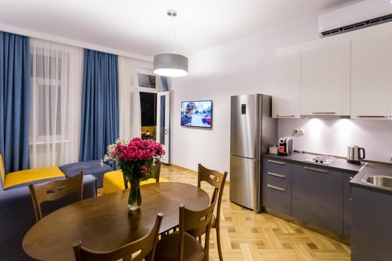 Luxury 3 Bedroom Apartment By Freedom Square City Center Tbilisi Exterior foto